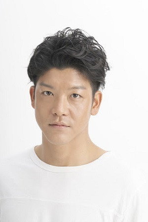 駿河太郎 profil kép