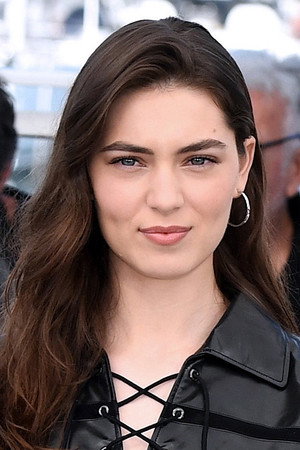 Anamaria Vartolomei profil kép