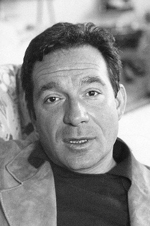 Ugo Tognazzi profil kép