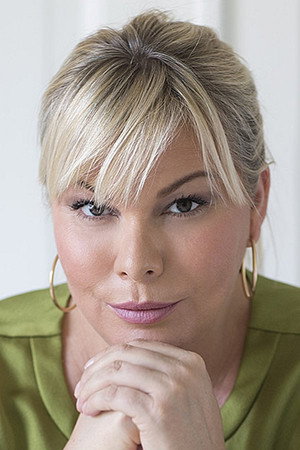 Karina von d’Ahé profil kép