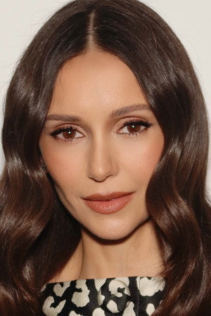 Nina Dobrev profil kép
