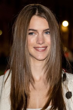 Chloe East profil kép