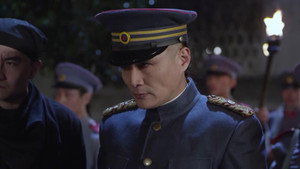 男管家 1. évad Ep.8 8. epizód
