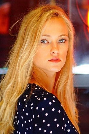 Jessica Madsen profil kép