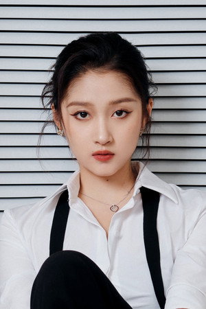 关晓彤 profil kép