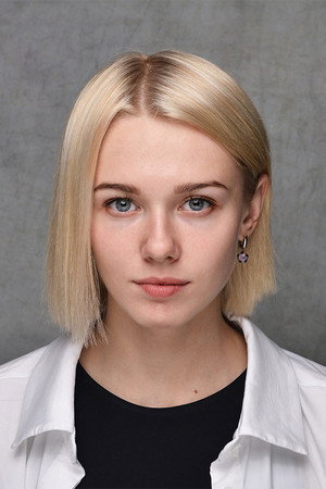 Александра Хромова profil kép
