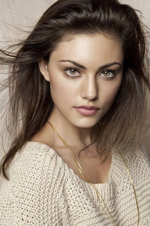 Phoebe Tonkin profil kép