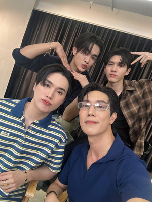 จาฤกรติชา poszter