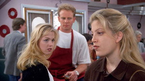 Beverly Hills, 90210 4. évad Ep.19 19. epizód