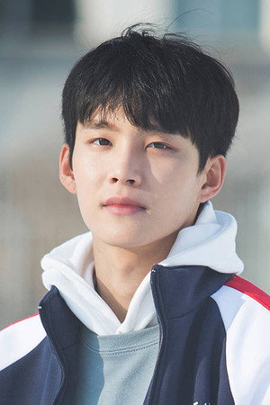 周彦辰 profil kép