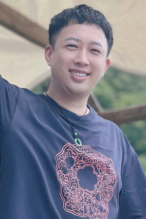 于正 profil kép