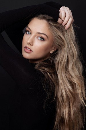 Lilly Krug profil kép