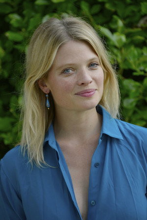 Mélanie Thierry profil kép