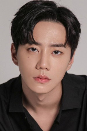 이준영 profil kép