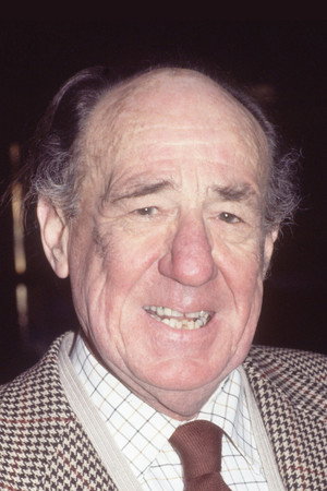 Michael Hordern profil kép