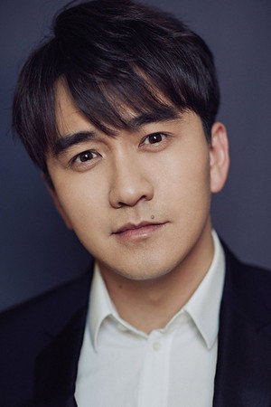 翟天臨 profil kép
