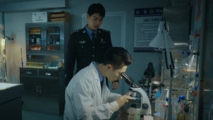 夜行法医 1. évad Ep.17 17. epizód
