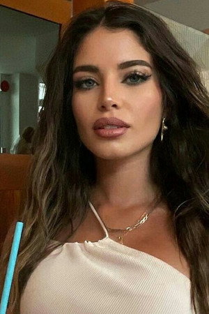 Flavia Laos Urbina profil kép