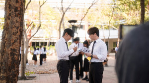 เพราะแฟนเก่าเปลี่ยนแปลงบ่อย kép