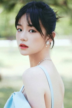 何蕾 profil kép