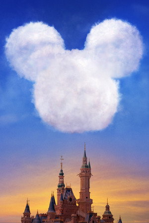 A képzelet világa – A Disney-parkok története poszter
