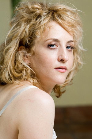 Bitty Schram profil kép