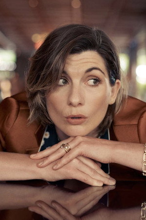 Jodie Whittaker profil kép