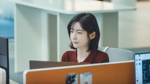 내일도 출근! kép
