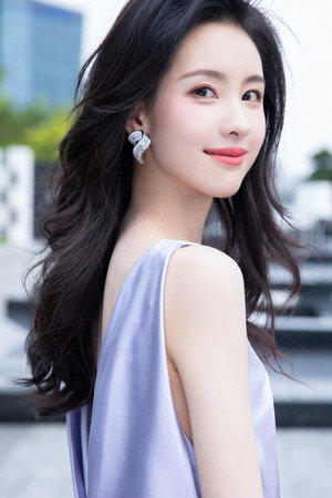 陈都灵 profil kép