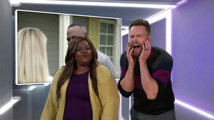 The Joel McHale Show with Joel McHale 1. évad Ep.9 9. epizód