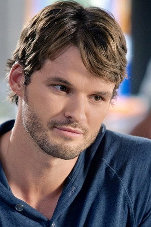 Austin Nichols profil kép