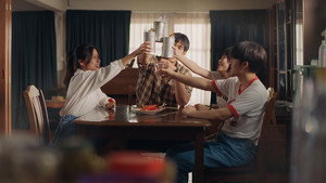 ขอฟังอีกครั้งเพลงรักของเธอ kép
