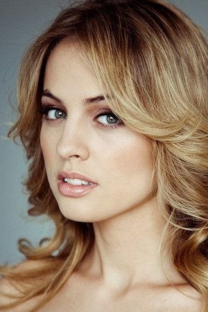 Янина Студилина profil kép
