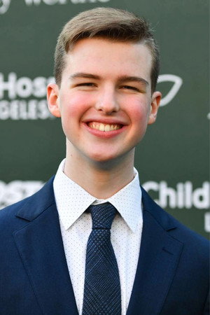 Iain Armitage profil kép