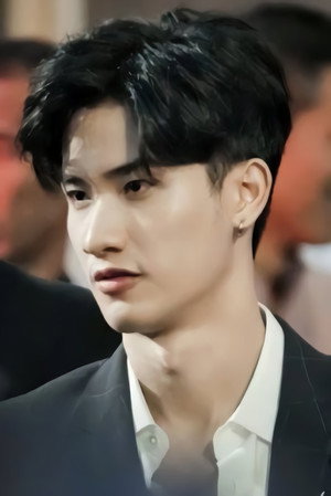 ตะวัน วิหครัตน์ profil kép
