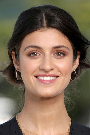 Anya Chalotra profil kép