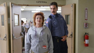 Orange Is the New Black 2. évad Ep.10 A bajszos szadista