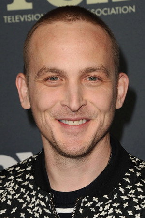 Robin Lord Taylor profil kép