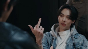 แอบเนียนนักเรียนห่วย kép