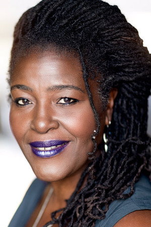 Sharon D. Clarke profil kép
