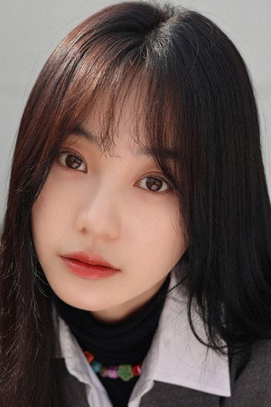胡意旋 profil kép