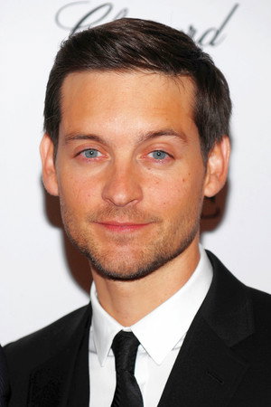 Tobey Maguire profil kép
