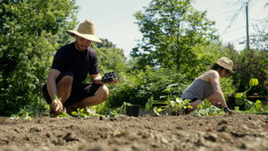 C'est plus qu'un jardin 1. évad Ep.2 2. epizód