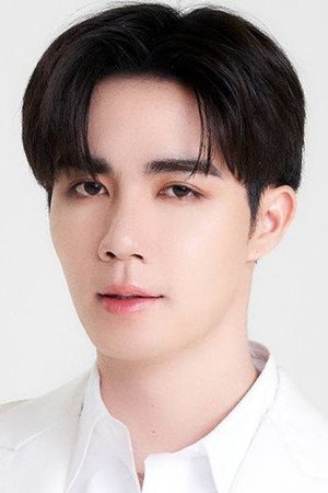 พฤกษ์ พานิช profil kép