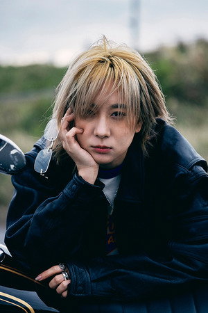 伊澤彩織 profil kép