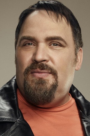 Glenn Fleshler profil kép