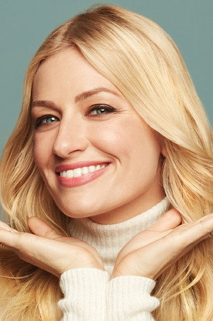 Beth Behrs profil kép