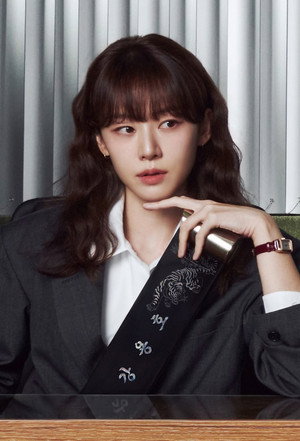 신입사원 강회장 poszter