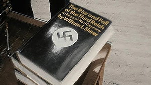 Hitler és a nácik: A gonosz a vádlottak padján kép
