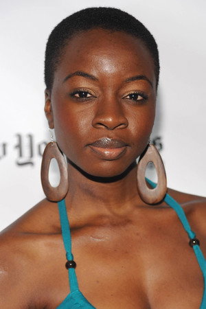 Danai Gurira profil kép